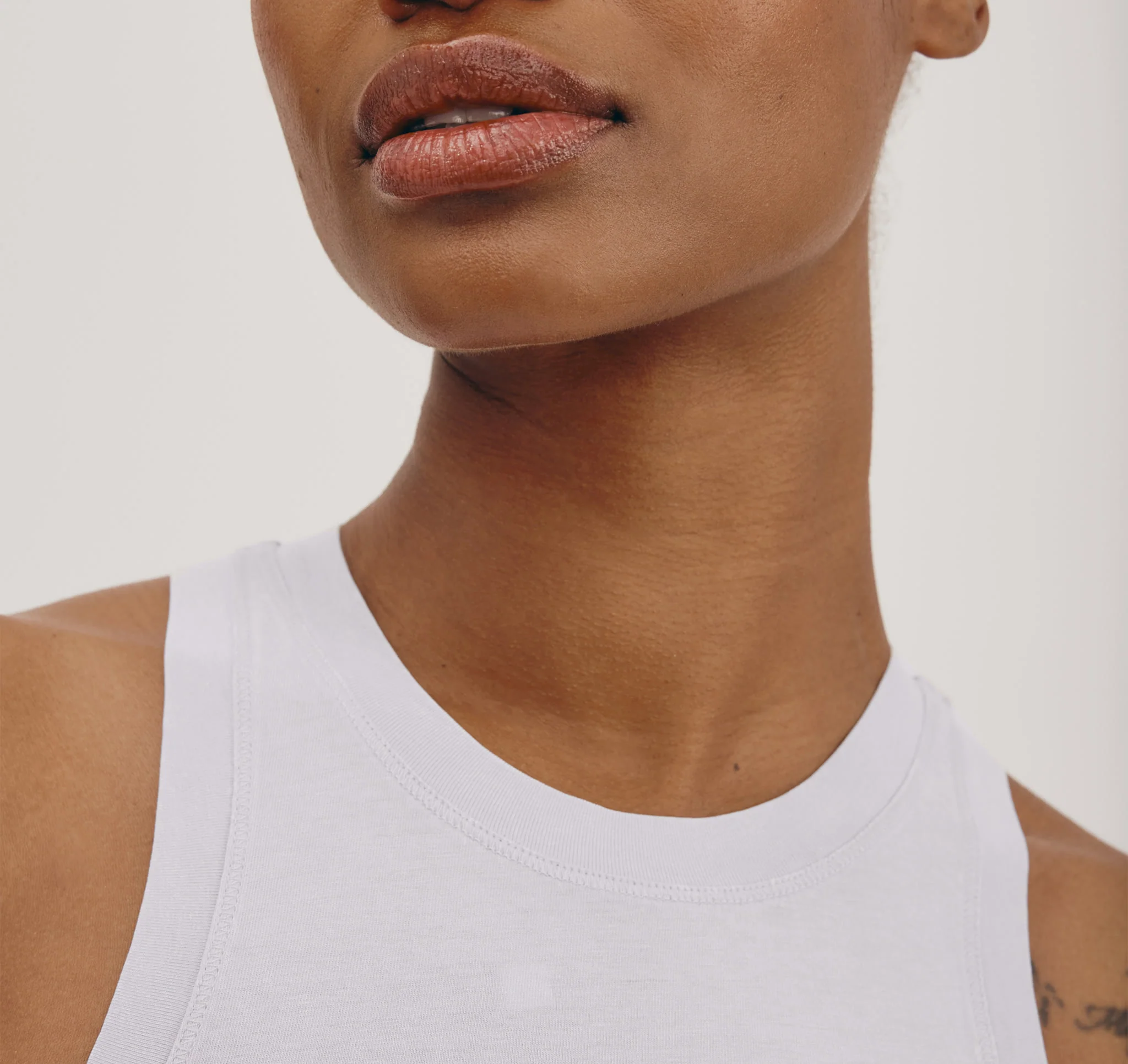 Core Crop Tank Top - Image 3